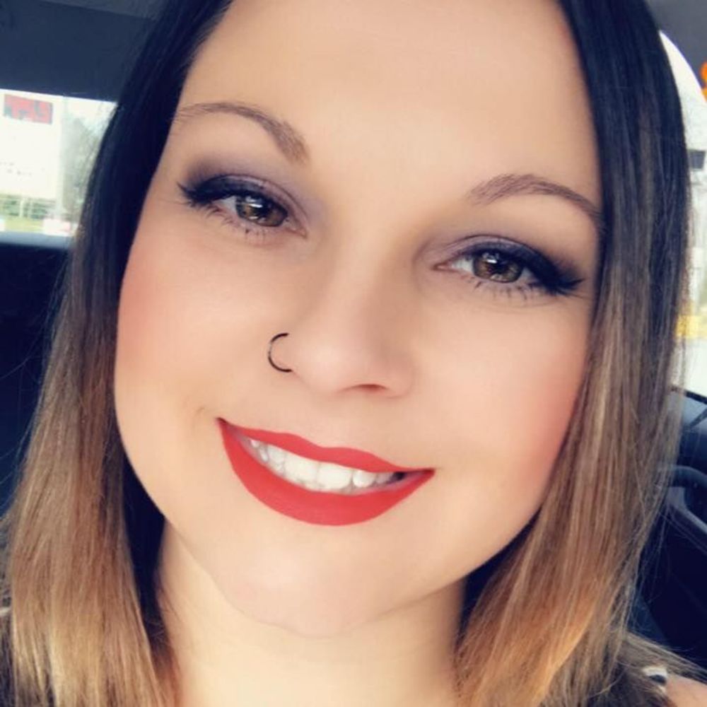 Meet your Posher, Abigail